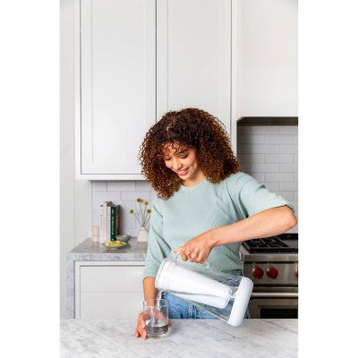 LifeStraw Home 7 Cup Glass Water Filter Pitcher with Silicone Base White