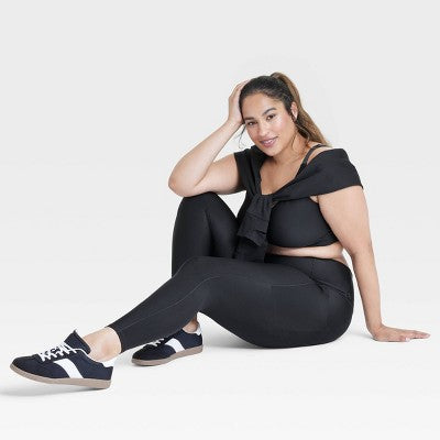 Women's Effortless Support High-Rise Pocketed 7/8 Leggings 3X