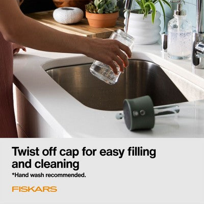 Fiskars Water + Mist Carafe Olive Green