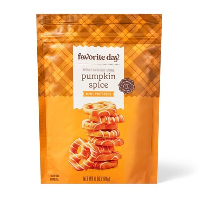 Fall Harvest Pumpkin Spice Mini Pretzel Twists with White Drizzle - 6oz - Favorite Day