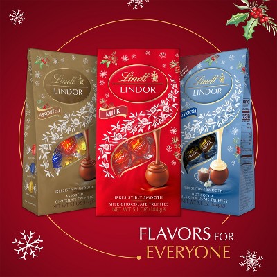 Lindt LINDOR Christmas Milk Chocolate Candy Truffles - 5.1oz