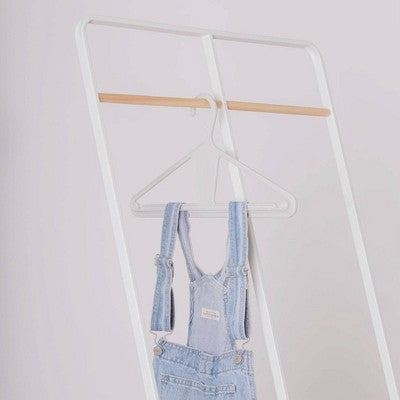 Kangaroo Hangers 10pk Original Clothes Hangers White