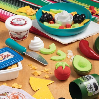 Little Tikes Creative Chefs Nacho Kit with Make-It Mix Play Sand