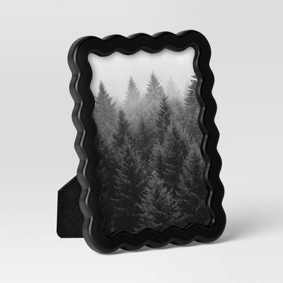 5"x7" Wavy Shape Picture Frame Black - Room Essentials