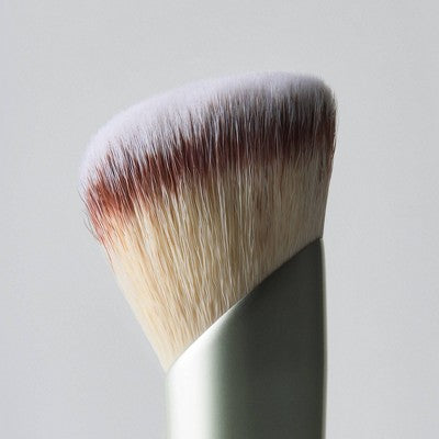 Versed Face Diffuser Multi-Tasking Brush