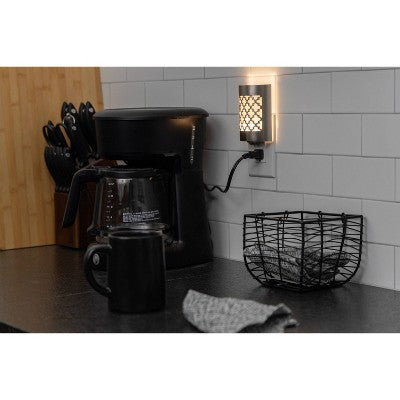 Energizer LED CoverLite Light Sensing Moroccan Brushed Nickel: Plug-In Nightlight, Electric, 5W, Silver