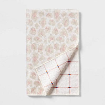 Quick Dry Reversible Leopard Hand Towel Pink - Room Essentials