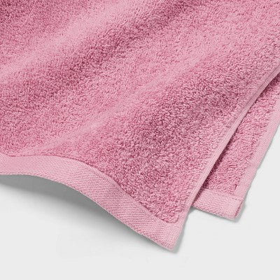 Everyday Bath Towel Pink - Room Essentials