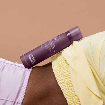 Niches & Nooks, Dry Your Nooks Sweat Absorbing Chafing Barrier Spray - Fresh Fig - 2 fl oz