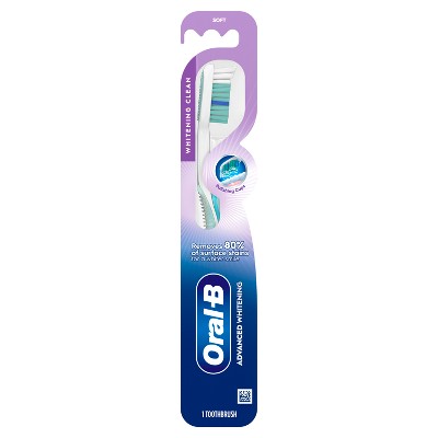 Oral-B Vivid Advanced Whitening Manual Toothbrush - Soft