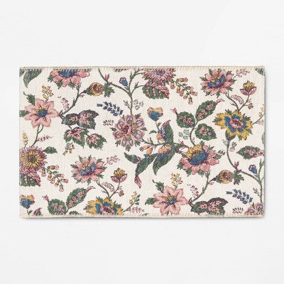 Spring Floral Scatter Accent Rug Ivory/Pink - Threshold