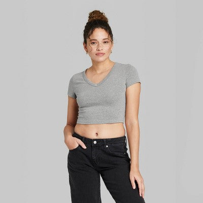 Women's Short Sleeve V Neck Cropped T-Shirt -  Dark Gray S