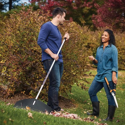 Fiskars 67" Leaf Rake (LOCAL PICKUP ONLY)