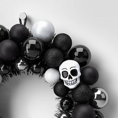 16" Skulls Shatterproof Wreath Black Halloween Decorative Prop - Hyde & EEK! Boutique: Indoor/Outdoor Use
