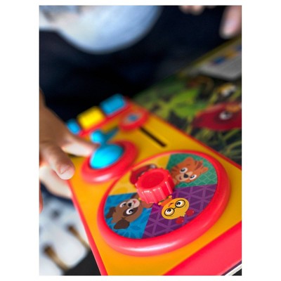 Baby Einstein Busy World - Busy Box - A First Step into STEM (Board Book): Interactive Adventures, 20 Pages