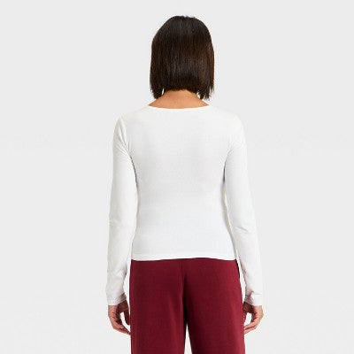 Women's Sculpt Long Sleeve V-Neck Top - A New Day White M