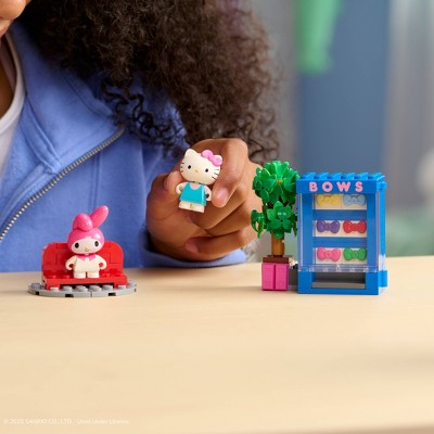 Hello Kitty and Friends Hello Kitty Vending Machine - Hello Kitty and My Melody