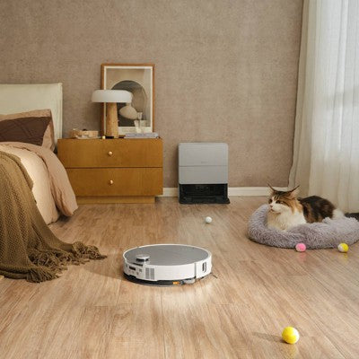 Roborock Saros 10 Cordless Robot Vacuum Mop 6.5" Cleaning Path White (LOCAL PICKUP ONLY)