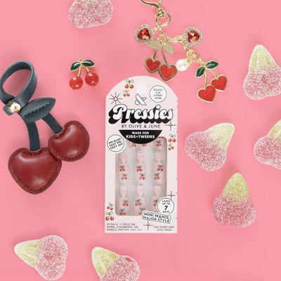 Olive & June Pressies Fake Nails - S/M Round - Cherry Whirl - 28ct