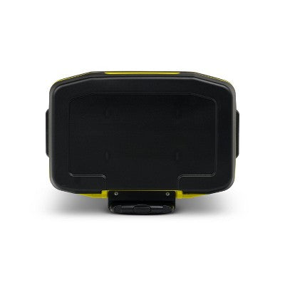 Igloo Profile 42 Cans/28 qt Rolling Cooler - Black Camo Collection