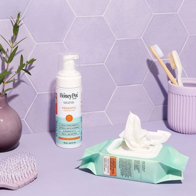 The Honey Pot Company, Prebiotic Feminine Cleansing Wipes, Intimate Parts, Body or Face - 30ct