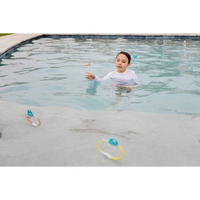Chuckle & Roar Pool Toy Torpedo Toss