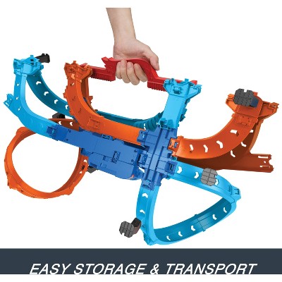 Hot Wheels Ultra Hots Blast Launch Face-Off Track Set with 2 1:64 Scale Toy Cars