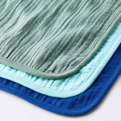 Baby Boys' Layette Gifting Bundle - Cloud Island Blue 3-6M