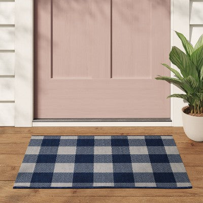2'x3' Machine Washable Oversized Gingham Handwoven Scatter Accent Rug Gray/Blue - Room Essentials (LOCAL PICKUP ONLY)