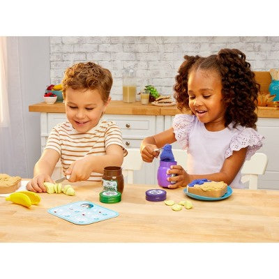 Little Tikes Creative Chef Peanut Butter & Jelly Kit with Make-It Mix Play Sand 10 Accessories
