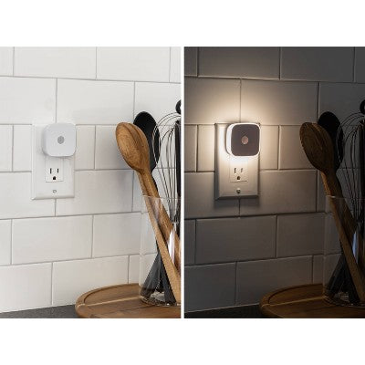 Energizer 2pk Mini Motion-Sensing LED Nightlights White