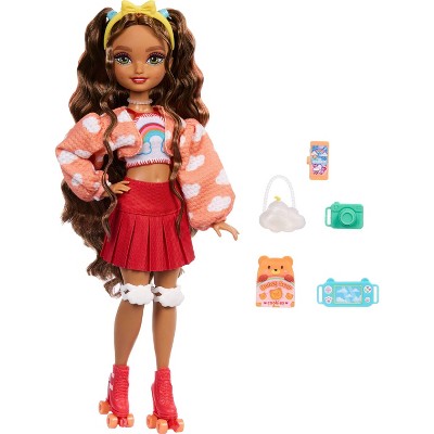 Barbie Dream Besties Teresa Roller Skating Fashion Doll with 9 Video Game Themed Accessories
