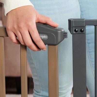 Regalo Heritage & Home Multi-Style Safety Gate: Metal, Pressure-Mounted, 21 Inches Height (LOCAL PICKUP ONLY)
