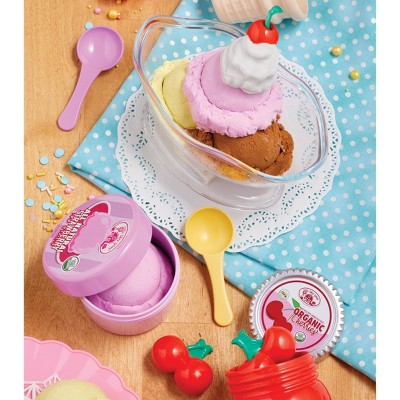 Little Tikes Creative Chefs Ice Cream Kit: Pretend Play Food & Toy Kitchens with 17 Pieces for Creativity