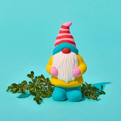 Mud Puddle Society 8pc Gnome Statue Garden Art Kit