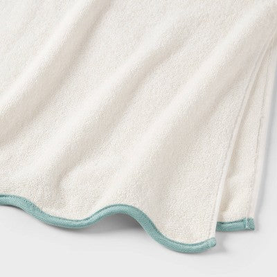 2pk Coastal Oversized Bath Towel Scallop Edge Cream - Threshold