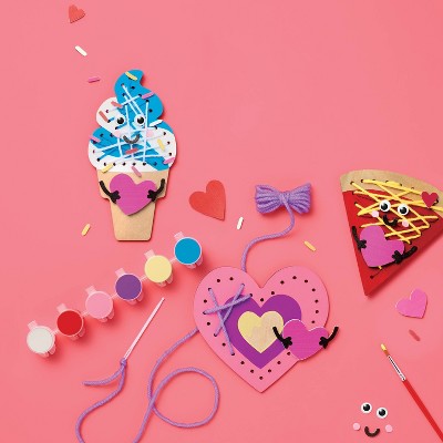 Valentine's Craft String Art Kit - Mondo Llama