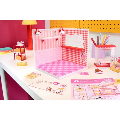 MGA's Miniverse Make It Mini Spaces Hello Kitty, Building Set