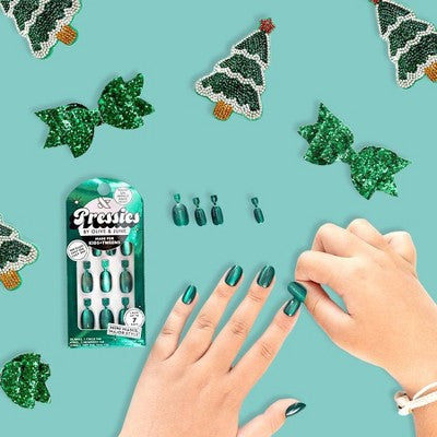 Olive & June Pressies Fake Nails - S Round - Emerald Magic Velvet - 28ct