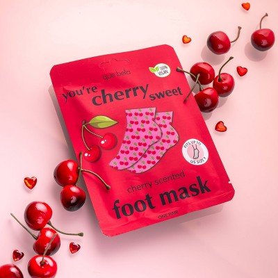 Que Bella You're Cherry Sweet Foot Mask