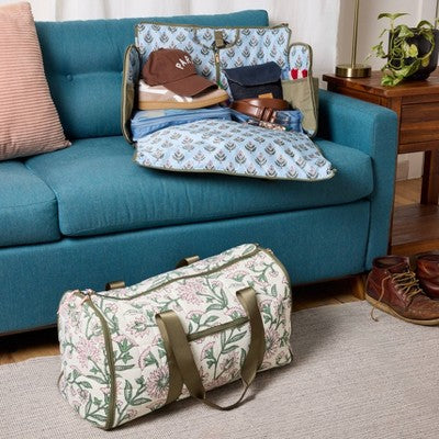 Ink & Barrel CarryAll Garment 41L Duffle- Floral