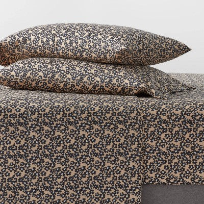 Twin/Twin XL Microfiber Sheet Set Neutral Micro Floral - Room Essentials