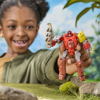 Transformers CYBERWORLD Dinobot Snarl Cyber Changers