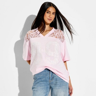 Women's 89 Lace Jersey Short Sleeve Graphic T-Shirt- Light Pink M