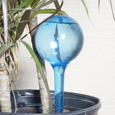 Outdoor Origins Orb Plastic Watering Can Blue