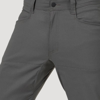 Wrangler Men's ATG Cliffside Utility Regular Straight Fit Pant  34