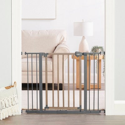 Regalo Heritage & Home Multi-Style Safety Gate: Metal, Pressure-Mounted, 21 Inches Height (LOCAL PICKUP ONLY)