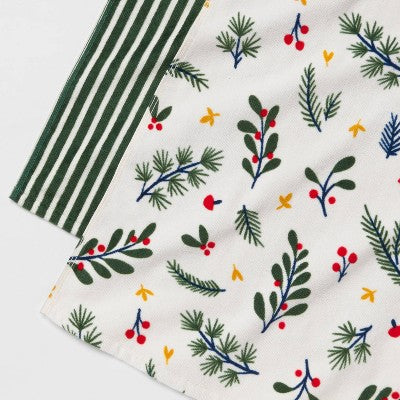 2pk Christmas Winter Botanical Hand Towels White - Wondershop