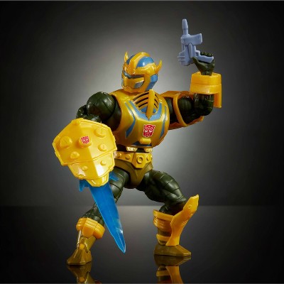 Masters of Universe Origins & Transformers Bumblebee Armor Man