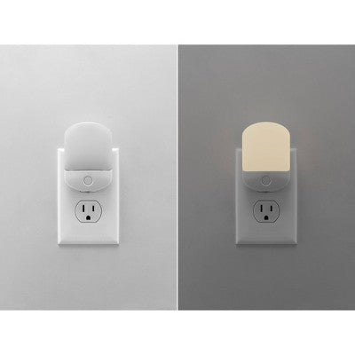 Energizer Color Changing LED Light Sensing Night Light